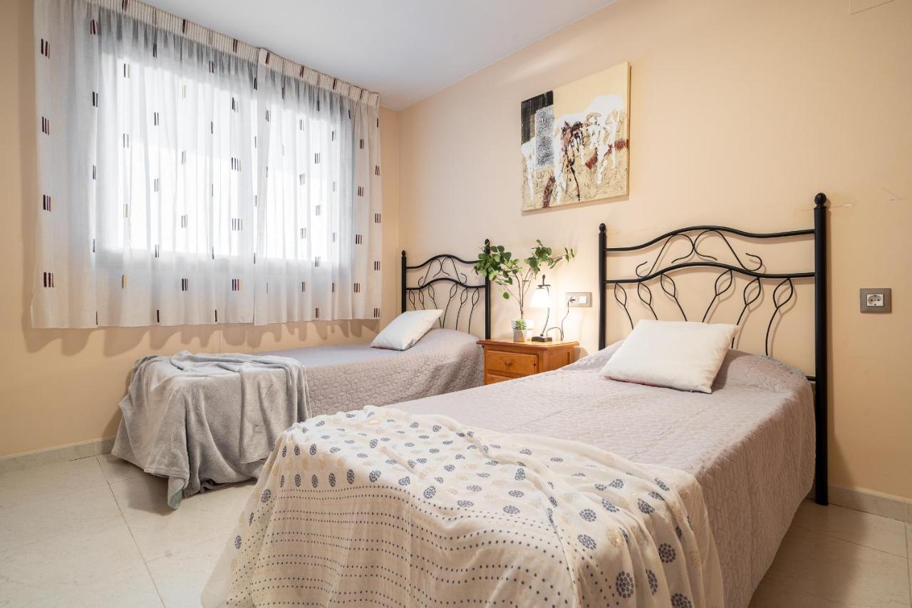 Alea Rentals - Maldivas La Pineda Exterior photo